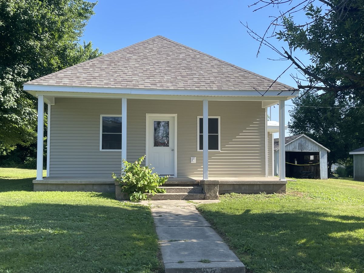 630 W. Jefferson St., Pittsfield, IL  62363