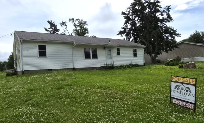 302 S. Wall St., Griggsville, IL 62340 302 S. Wall St., Griggsville, IL 62340