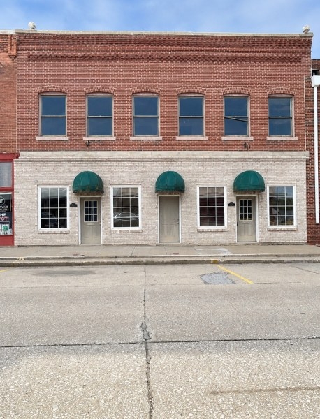 720 Bainbridge St., Barry, IL 62312 720 Bainbridge St., Barry, IL 62312