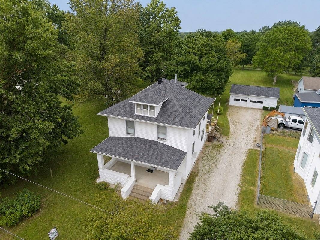 515 Piper Lane, Pittsfield, IL  62363