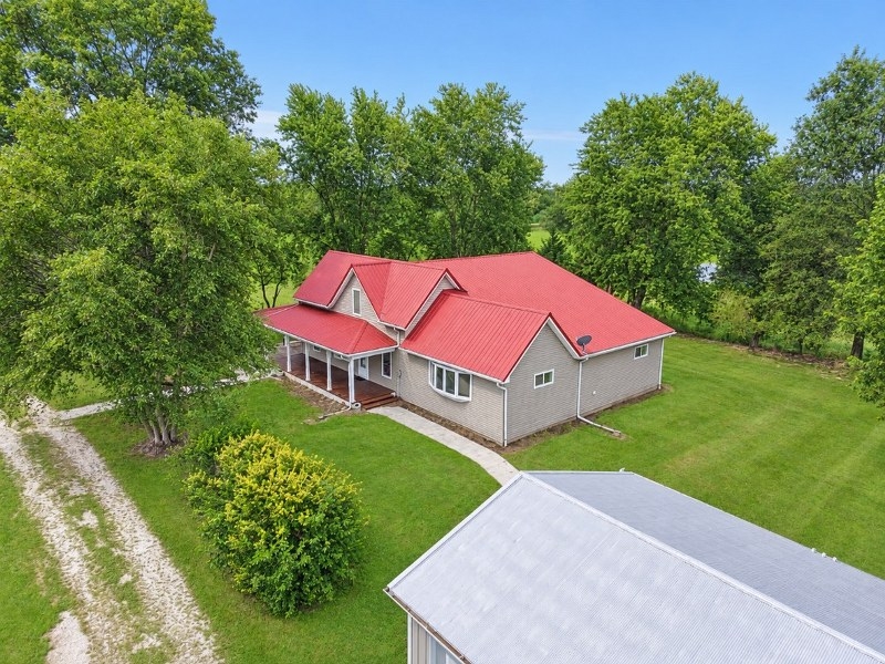 321 350 E. Street, Mt. Sterling, IL 62353